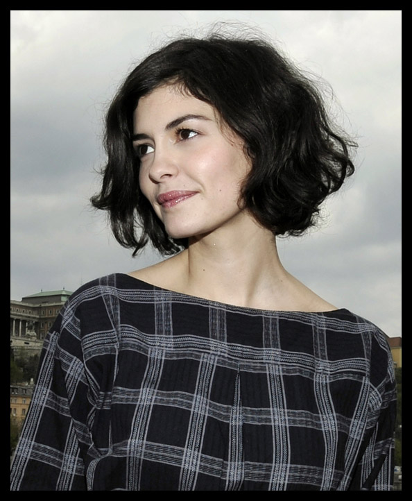 Tagged with: audrey tautou, no bangs, short hair